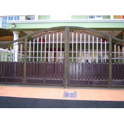 Swing Gate